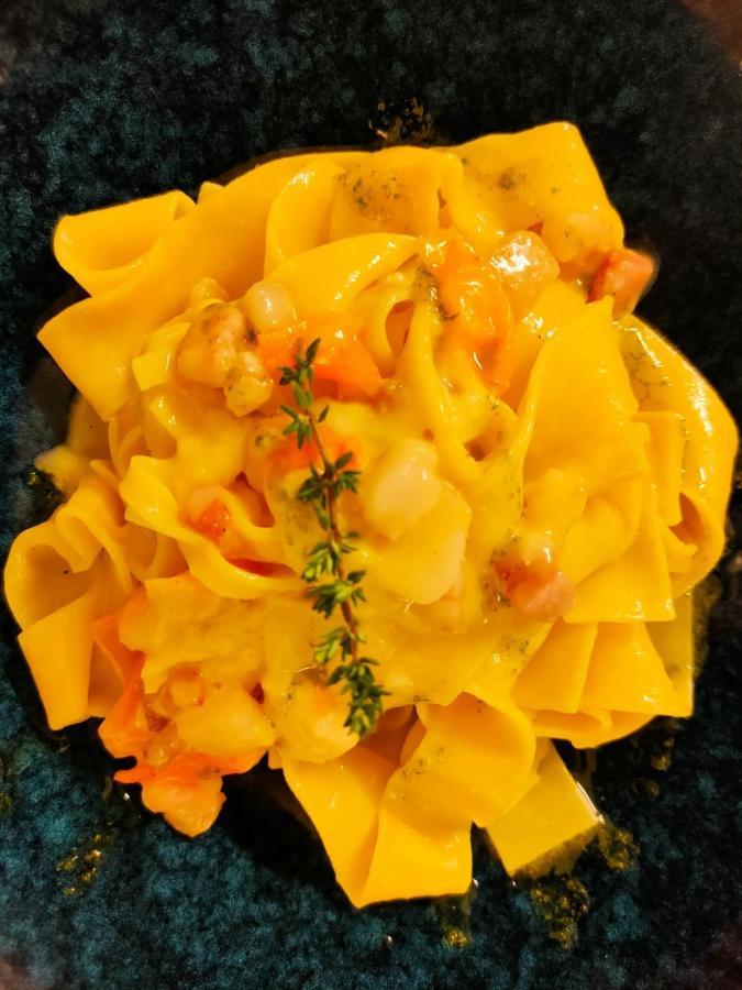 אאוסטה Hirondelle Locanda מראה חיצוני תמונה